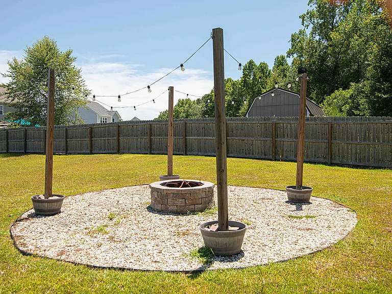 125 Bridgeport Dr — Photo 35