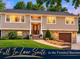 2 Cutter Ln, Dartmouth, MA 02748