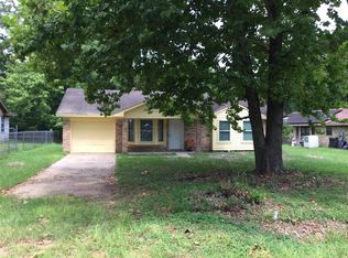 401 S Sycamore St, Crockett, TX 75835