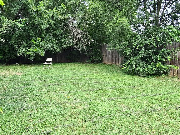 2nd image of 5521 Blue Spruce Dr