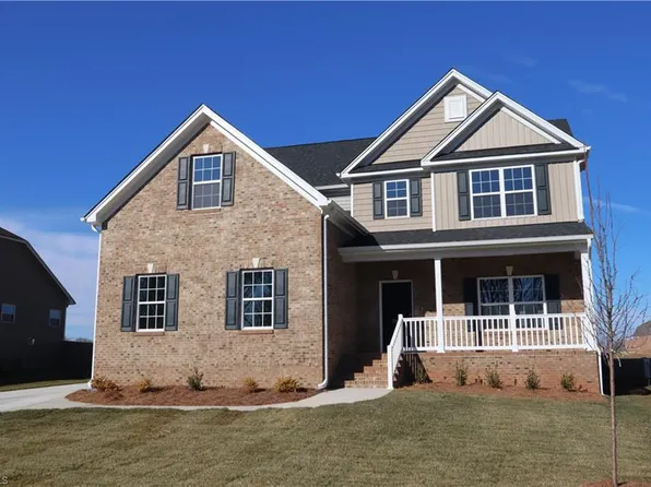 2909 Bishopsgate Way, Browns Summit, NC 27214