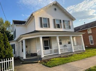 128 W Chestnut St, Lancaster, OH 43130