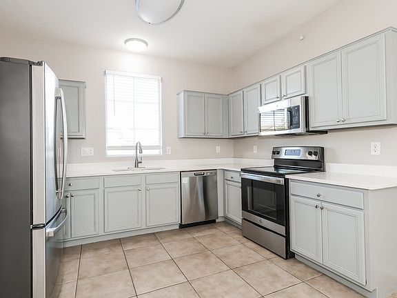 5th image of 6628 W Monroe St