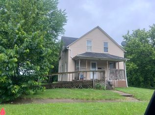 1002 Lincoln Ave #1, Rockford, IL 61102