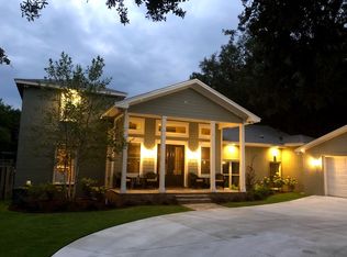 609 Fairpoint Dr, Gulf Breeze, FL 32561