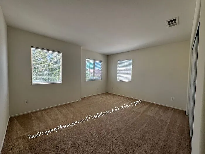 6323 Catania Ct — Photo 13