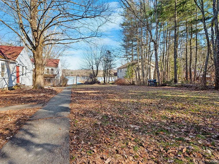 443 Sackett Lake Rd #16-3 — Photo 18