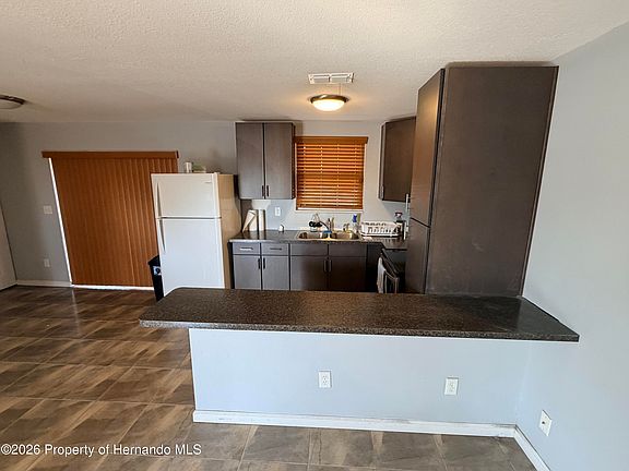 4th image of 9391 Midway St