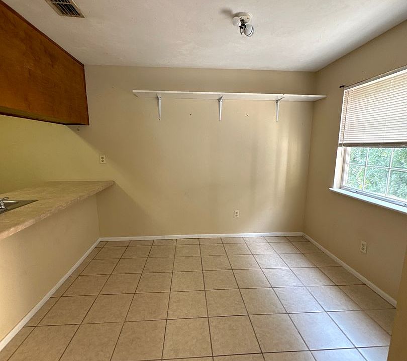 1st image of 2641 Chateau Ln APT C