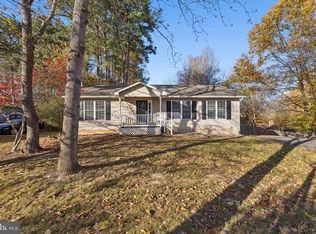 4 Chestnut Ln, Stafford, VA 22556