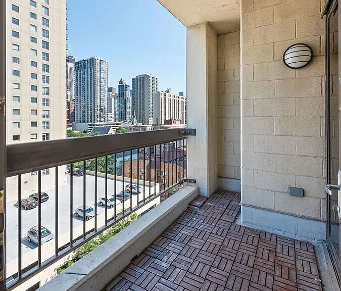 1212 N Wells St #903 — Photo 12