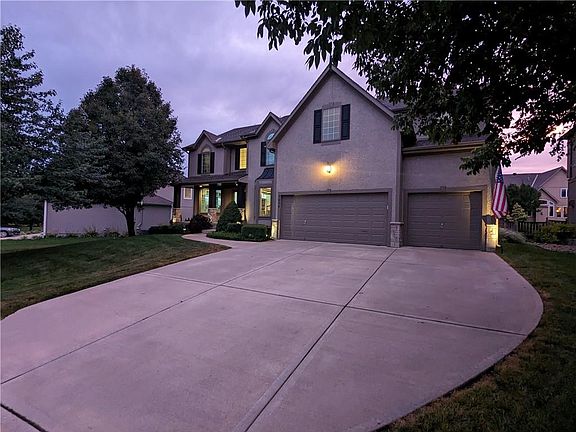 4th image of this home