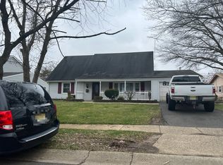 85 Gaffney Ln, Willingboro, NJ 08046