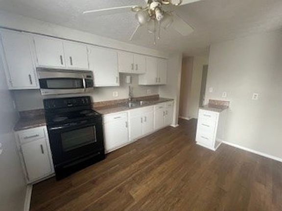 3rd image of 8430 E 36th St
