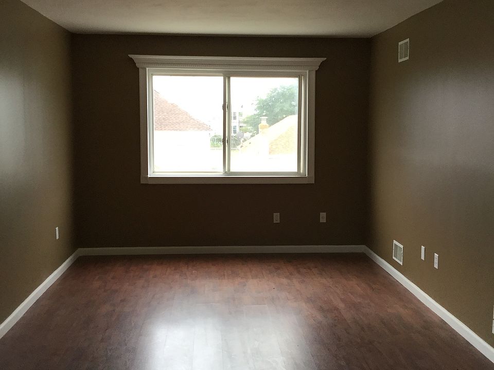 1st image of 309 Beach 38th St #2