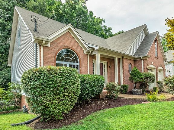 2nd image of 120 Nantahala Ct