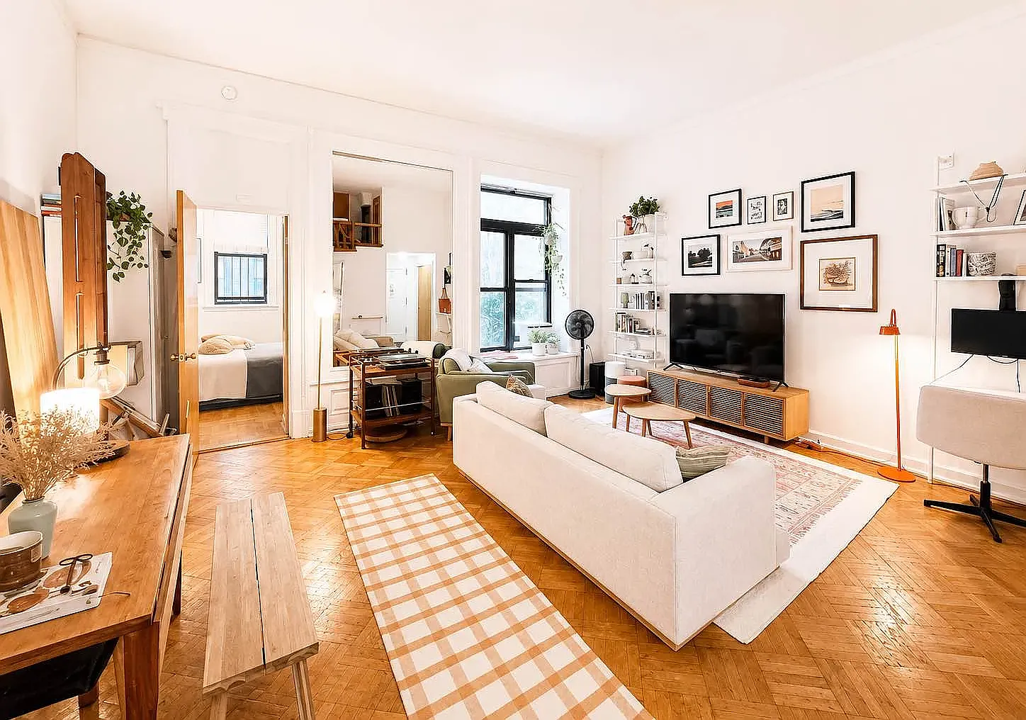 116 West 75th Street — Photo 3