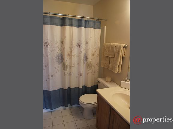 4th image of 40054 N Hidden Bunker Ct #D