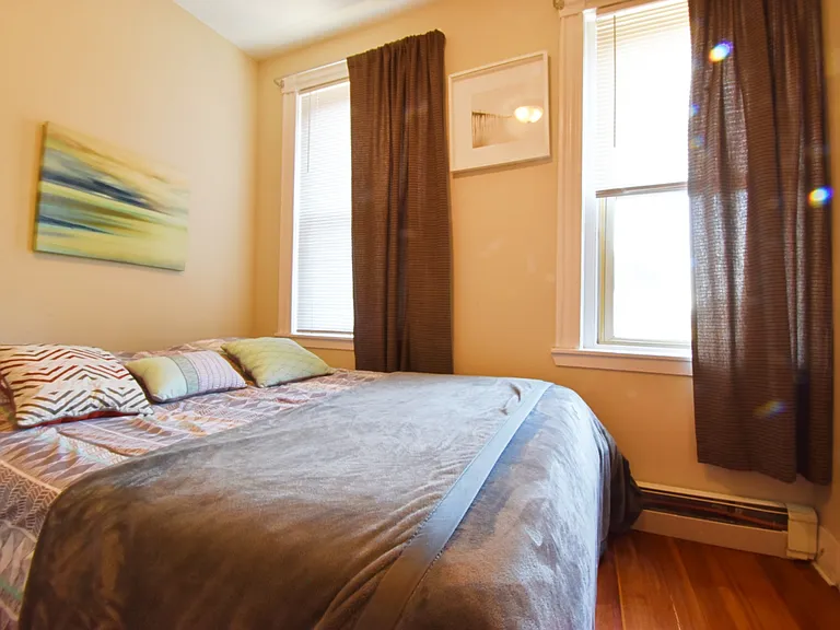 20A Moon St #4 — Photo 7