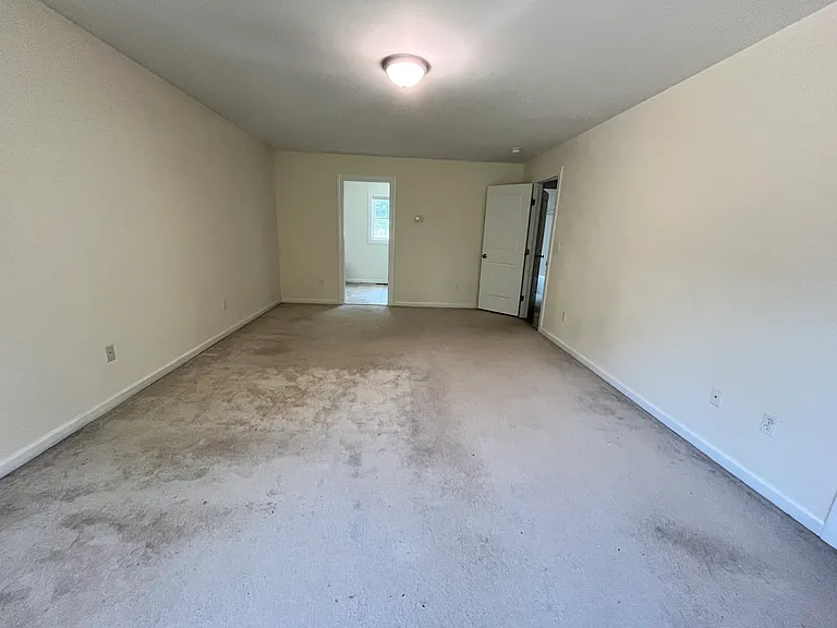 302 High St — Photo 32