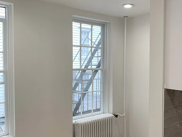 401 E 76th St #2W — Photo 7