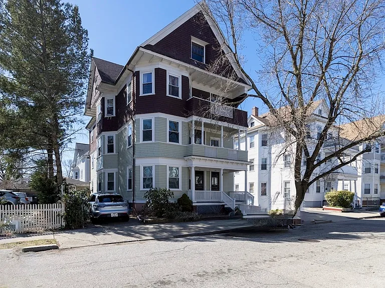 18 Meader St #1 — Photo 3