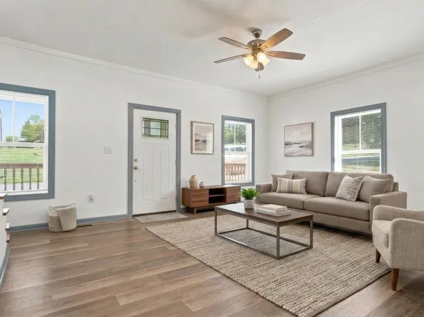 1018 Garland St, Lynchburg, VA 24504