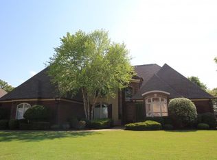 132 Nottingham Dr, Jackson, TN 38305