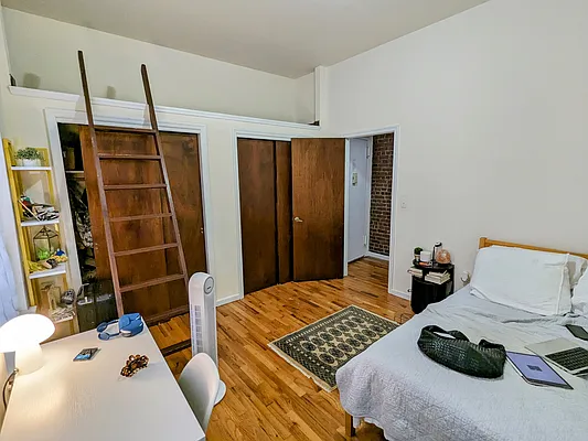 Rented by Guidance Realty Corp. | media 9
