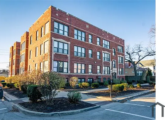 2475 E 74th Pl #3W