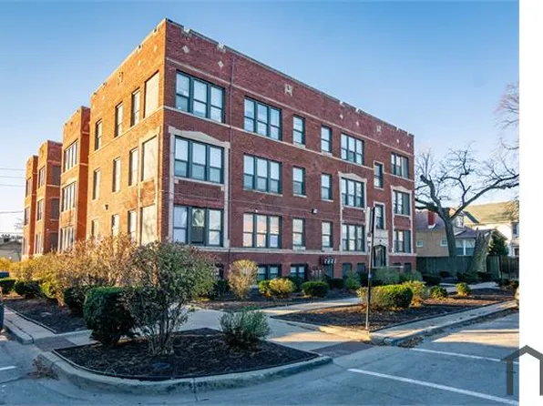 2475 E 74th Pl APT 3W, Chicago, IL 60649