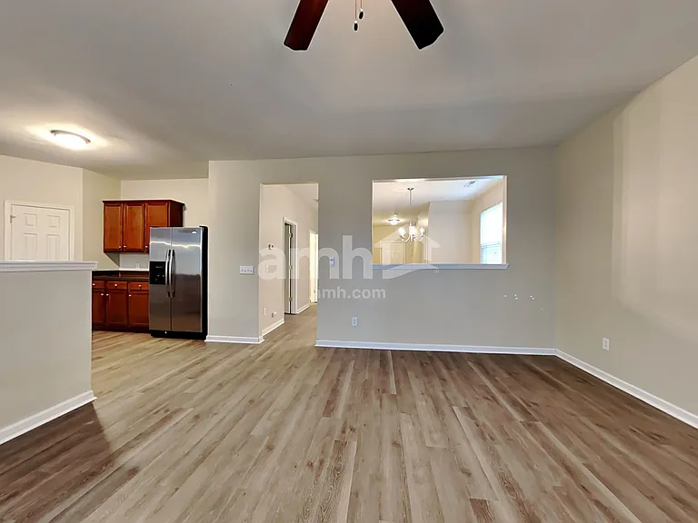 254 Cameron St — Photo 8