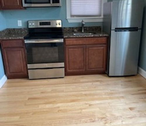 2nd image of 2938 Saint Paul St #8