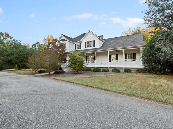 208 Farmdale Rd, Hodges, SC 29653