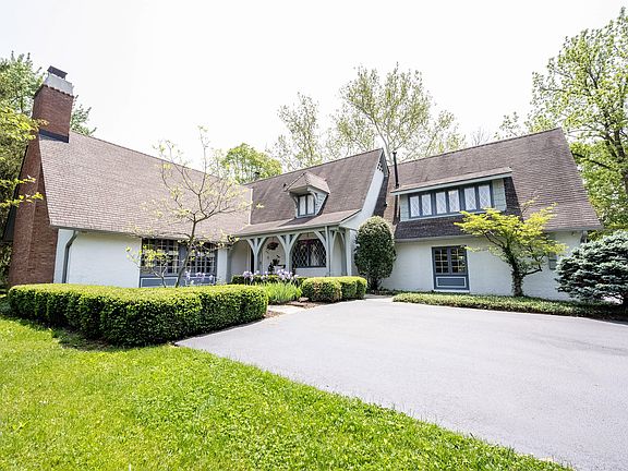 4th image of 543 Oakwood Ct