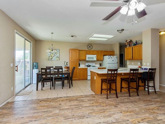 5th image of 2422 S Judy Ave