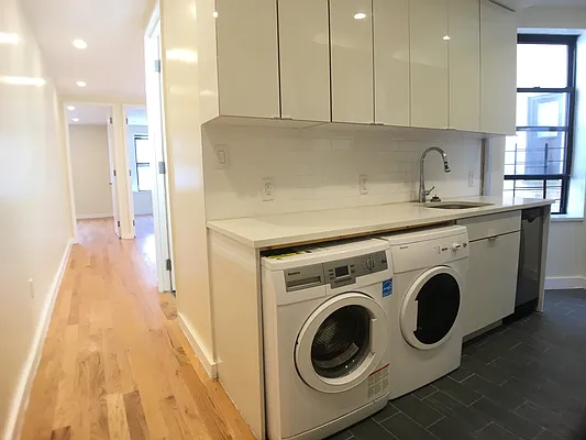 Rented by Bohemia Realty Group | media 11
