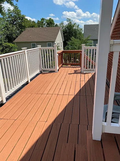 Sun Deck -Second Entrance - 420 Graham St #2