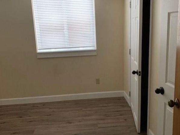 12 Parkway Ave, Kawartha Lakes, ON K9V 4T9
