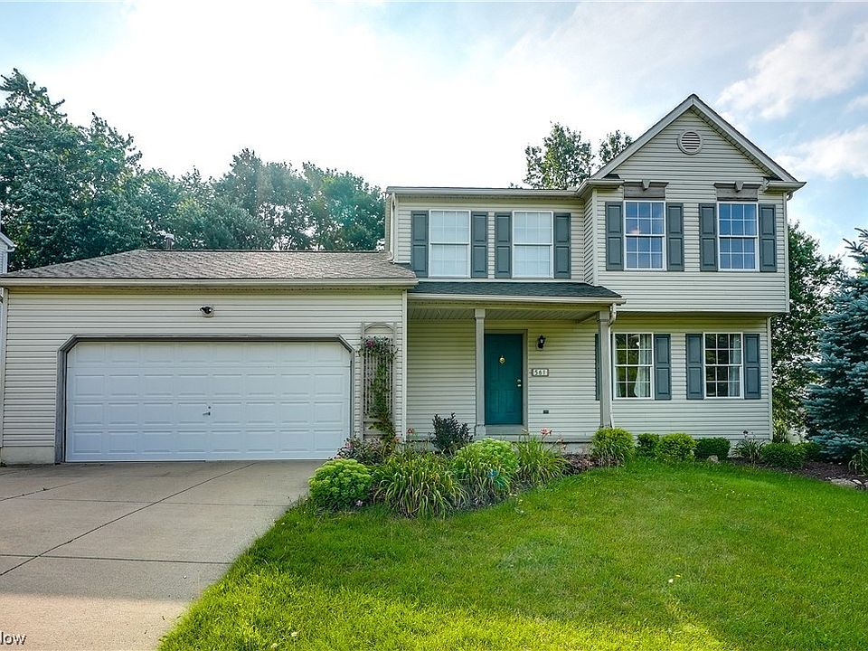 1st image of 561 Oakcrest Dr