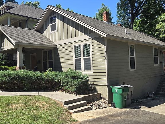 2nd image of 2033 E 9th St