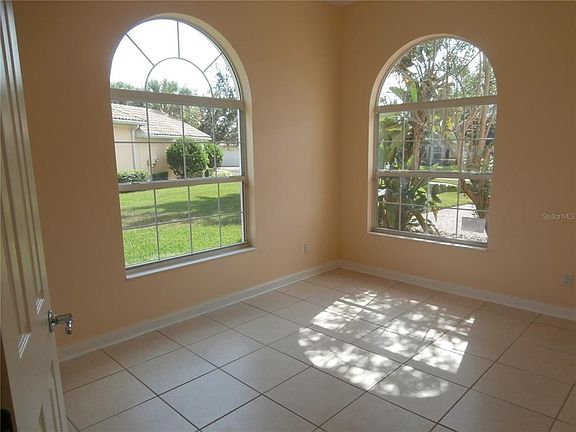 5th image of 11843 Batello Ln