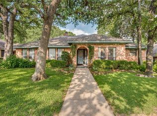 5204 Caliente Dr, Arlington, TX 76017