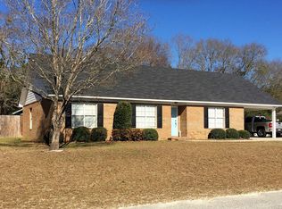 119 Deerfield Dr, Statesboro, GA 30461