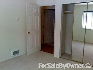 Bedroom
						:
						One of the kids' bedrooms.