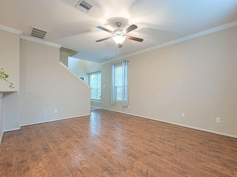 24630 Folkstone Cir — Photo 9