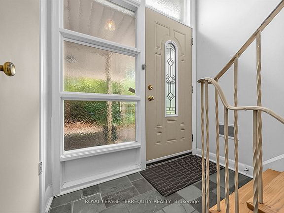 5th image of 359 Renforth Dr