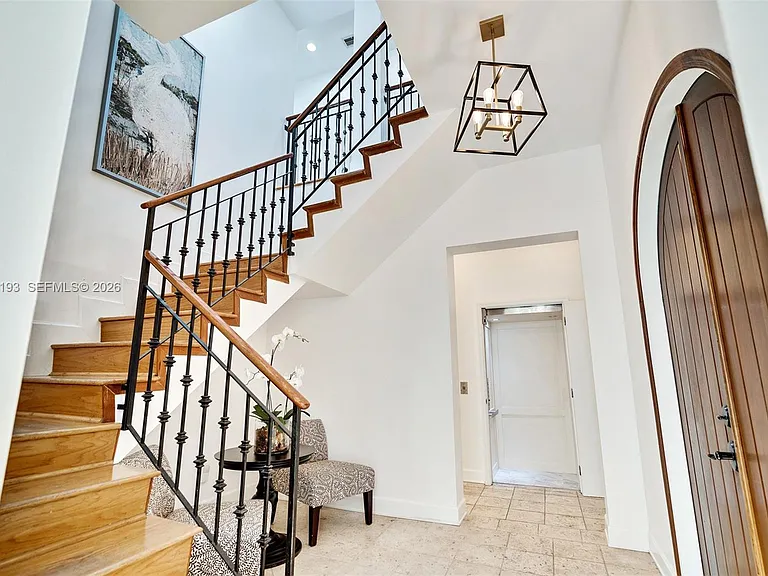 3930 Crawford Ave — Photo 5