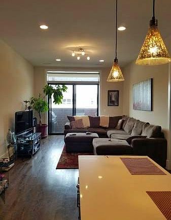 4th image of 4602 N Ravenswood Ave #303