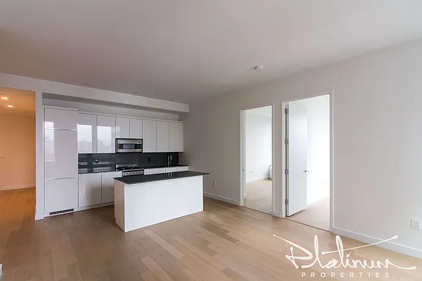 Rented by Platinum Forbes Global Properties | media 10